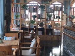 -楠柏弯休闲山庄(梨花溪店)