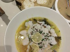 柠檬酸菜鱼-绿草地·湘菜(芙蓉天街店)