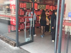 -PUMA品牌自营折扣店(百联奥特莱斯店)