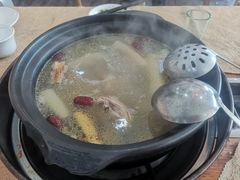 -濠轩阁特色生蚝火锅(水湾路店)