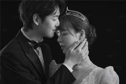 -易摄影婚纱摄影工作室