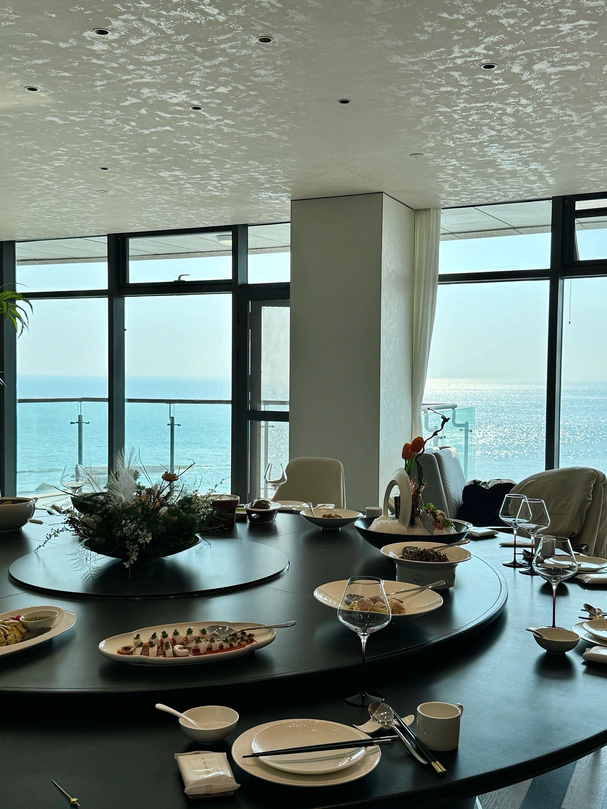青岛梦想中的海景餐厅,今年的年夜饭就在这儿了