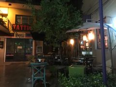 -SISTERS BAR RESTAURANT川意酒馆(嘉善老市H楼店)