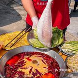 替你们试过了，武汉这家火锅的毛肚包虾滑是真的好吃…