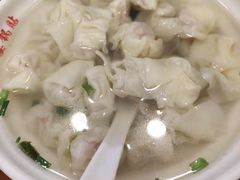 鲜肉小馄饨-小姜锅贴(凤凰街店)