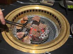 -山川小町·极番烧肉(新地假日广场店)