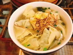 -笑来喜馄饨小笼工坊店(湖滨街店)