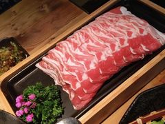 -湊湊火锅·茶憩(杭州湖滨银泰in77店)