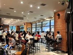 -星巴克(上海虹桥新天地二店)