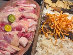 -野·大山里野生菌石锅土鸡(益田假日店)