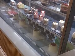 -焙丽拾光(麦凯乐直营店)