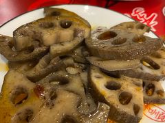 -李双猪·小龙虾·烧烤·羊肉煲(乐山店)