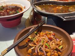 -阿瓦山寨·湘菜现炒·剁椒鱼头王(咸阳总店)