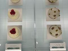 -潮一不贰·法式甜品·生日蛋糕·西式简餐(外滩店)