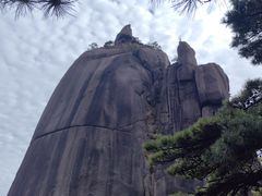 -黄山光明顶山庄