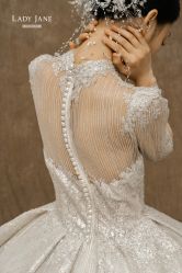 -Lady  Jane高端婚纱礼服馆