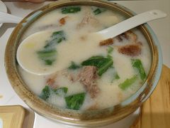 鸭架汤-小桃红·东北菜·春饼烤鸭(南阳湖街店)