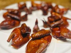 脆皮乳鸽-新荣记(西溪湿地店)