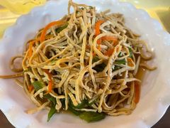 -金杨拉面王小吃面馆·牛三宝面·红烧牛肉粉