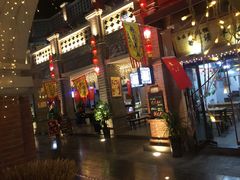 -陈仓老街美食天地