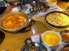-老炉家木炭烤肉(长江国际店)