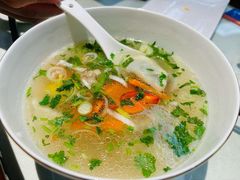 饺子-羊巴道·国际清真餐厅·商务宴请团建·主题包厢