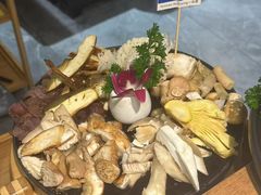 -一朵菌·野生菌探索家火锅(南亚店)