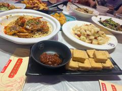 -肥肥虾庄·金牌油焖大虾(首义路店)