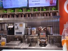 -CoCo都可(湖滨银泰店B区店)