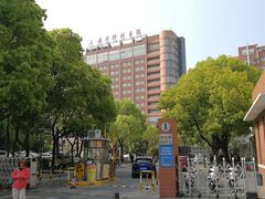 -同济大学附属上海市肺科医院·停车场