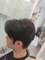 -首脑美发沙龙