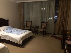 -库车国际酒店(火车站东湖公园店)