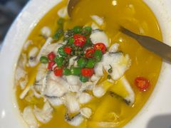 -川流不息·地道川菜·小龙虾(松东路店)