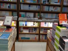 -新华书店(沙坪坝书城店)