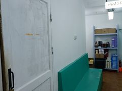 -荒岛实景沉浸密室(江汉路1店)