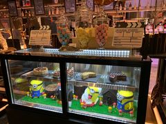 面包甜点陈列柜-长春富力万达文华酒店-集·味自助餐厅