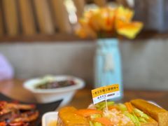 -隔壁老王·家常云南菜(花巷店)