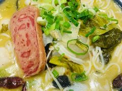 -肥汁米蘭香港米线(长宁来福士店)