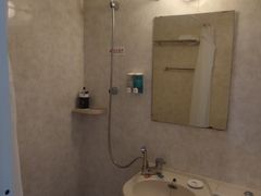 -北京保利大厦酒店(东四十条地铁站店)