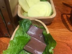 -独食火锅·半米屋台(直营总店)
