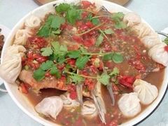 剁椒鱼头-梅山美食