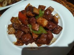 杏鲍菇牛仔粒-老广酒楼(樱花店)
