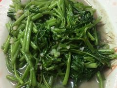 辉哥生鱼片-垦丁辉哥生鱼片