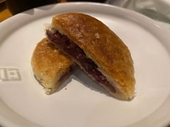 玫瑰鲜花饼-云海肴·云南小炒·汽锅鸡(天津国金汇店)