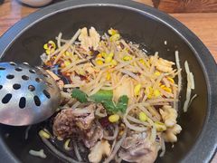 -云海肴·汽锅鸡·云南菜(天山百盛优客店)