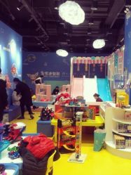 -皇家迪智尼(大融城店)