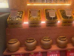 -锅飘飘·东北铁锅炖(雨花客厅店)