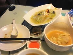 -新大咀港式茶餐厅(宝山万达店)