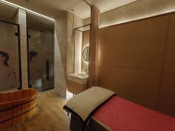 -苑苑vbeauty科技美容SPA