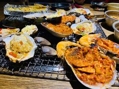 -鑫釜山海鲜烧烤(鑫丰国际店)